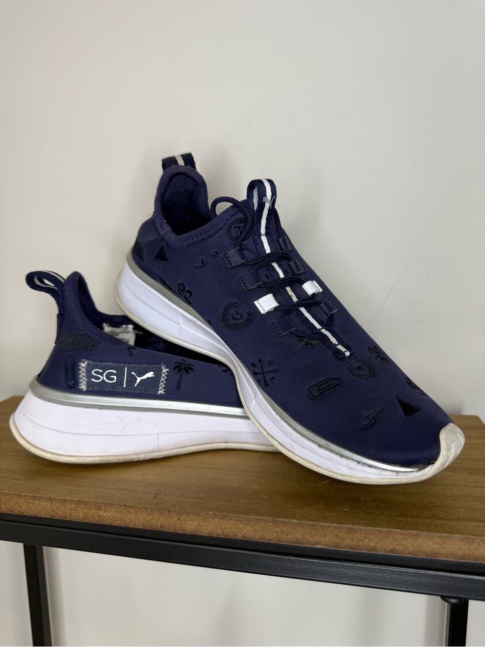 Puma Select Runner Embroidery Selena Gomez 10 - Picture 2 of 10